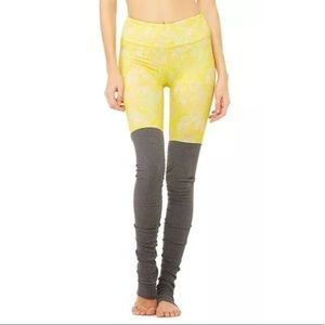 ALO Yoga Goddess Leggings Small S NWOT